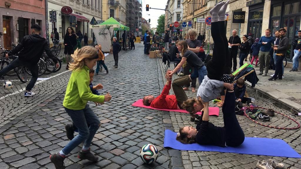 Spiel und Spaß auf der Louisenstraße. Foto: M. Kalinka
