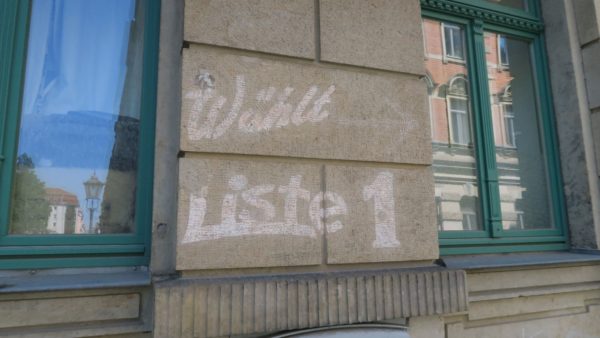 Graffiti "Wählt Liste 1"