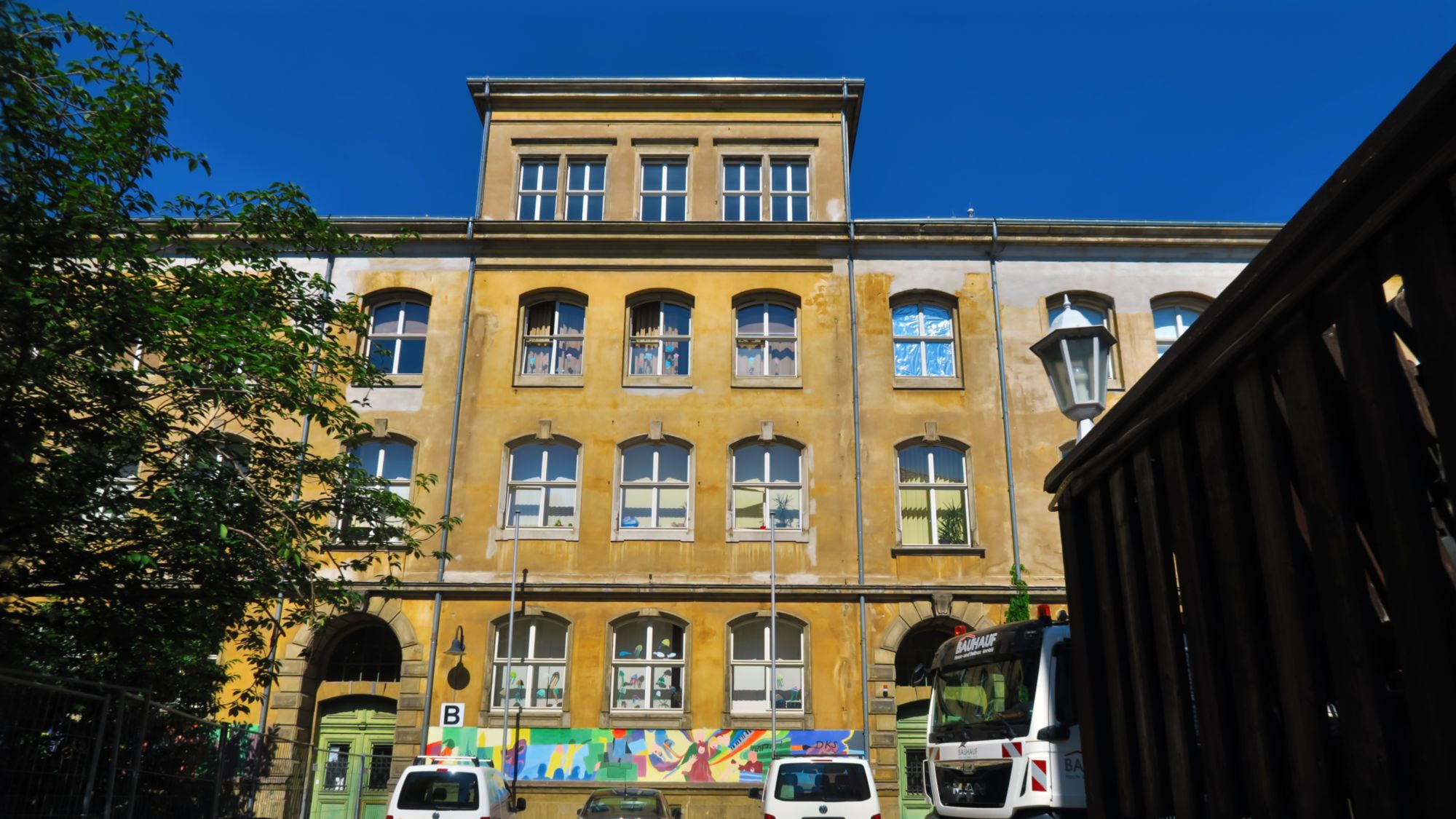 Haus B der Dreikönigschule - hier lernen die Grundschüler