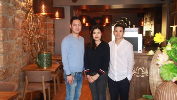 Chefkoch Vu Le Khanh, Mitarbeiterin Ha Thi Hanh und Geschäftsführer Ta Duy