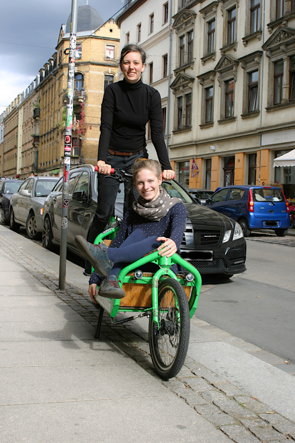 Auch mit dem Lastenrad lässt sich viel transportieren - Foto: Uta Gensichen