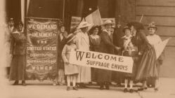 Amerikanische Suffragetten im Jahre 1915