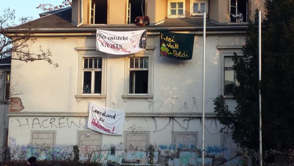 Besetztes Haus an der Königsbrücker Straße - Foto: Wir besetzen Dresden