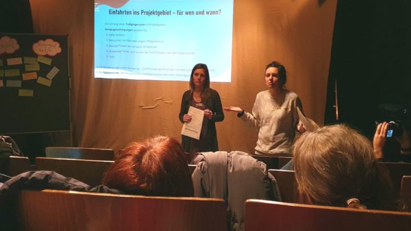 Projektkoordinatorinnen Sindy Berndt und Judith Kleibs stellten sich den Fragen der Gewerbetreibenden