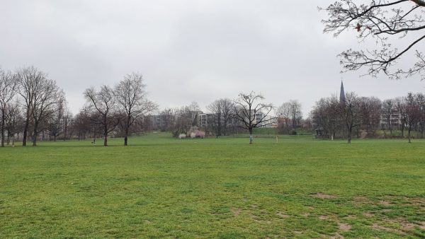 Heute war der Alaunplatz leer, lag aber wohl eher am Wetter als an den Anordnungen