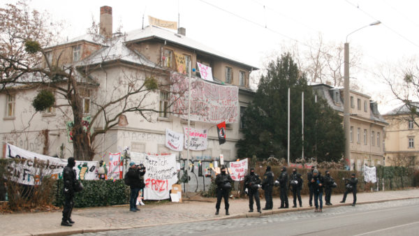 Anfang des Jahres hatten mehrere Aktivist*innen die Gebäude auf dem Putzi-Gelände besetzt.