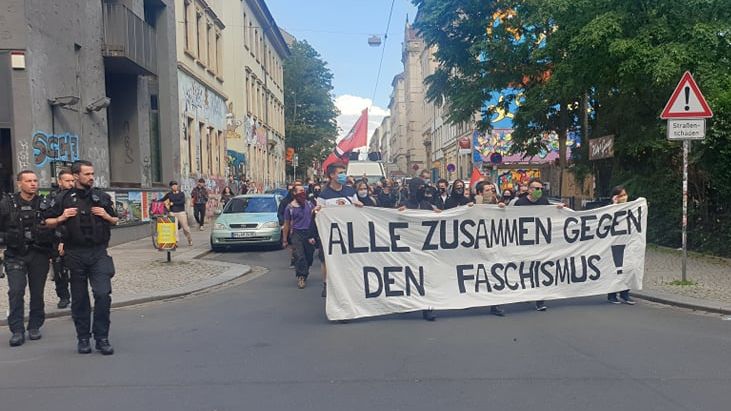 Demonstrationszug auf der Louisenstraße