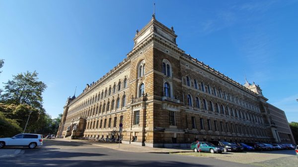 Landgericht und Amtsgericht Dresden