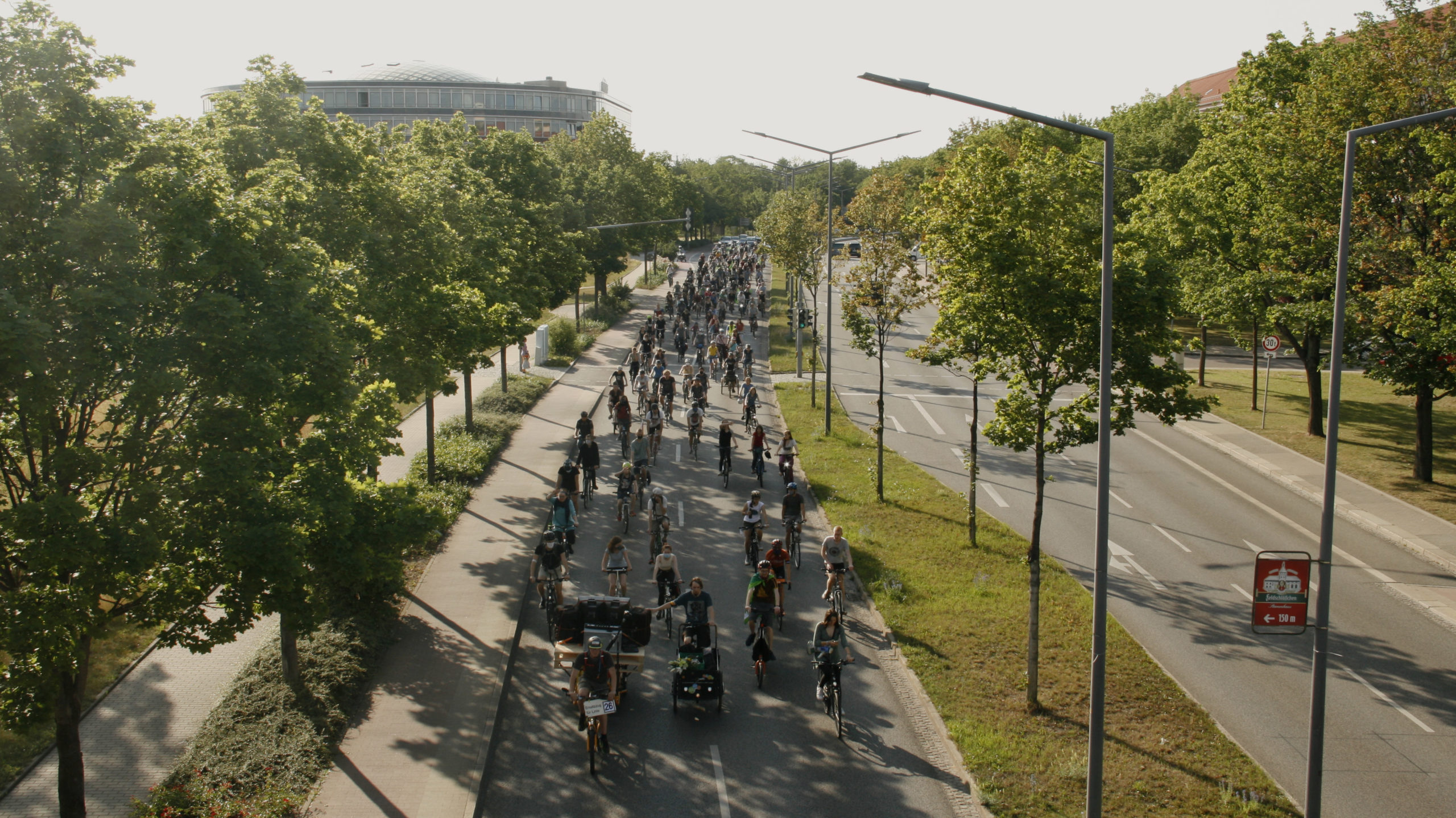 Etwa 600 Fahrradfahrer*innen nahmen an der Demo teil