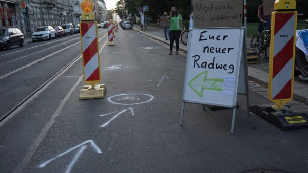 Später konnte der Radweg endlich in Betrieb genommen werden.