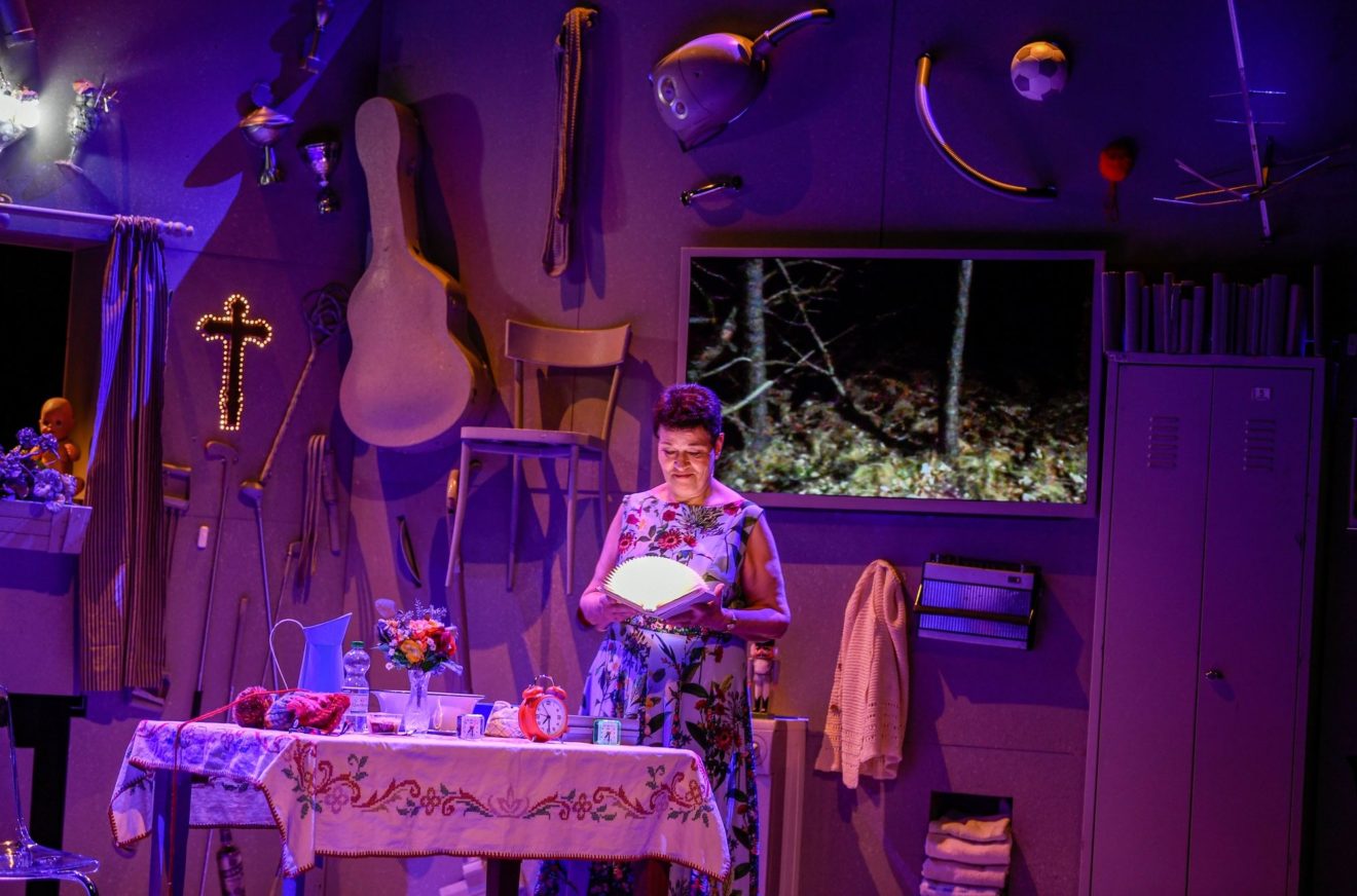 Wunderblock - eine Trilogie der Erinnerung von Miriam Tscholl. Foto: Bastian Hoppe