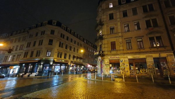 Bislang effektivste Lösung: Kalter Nieselregen.