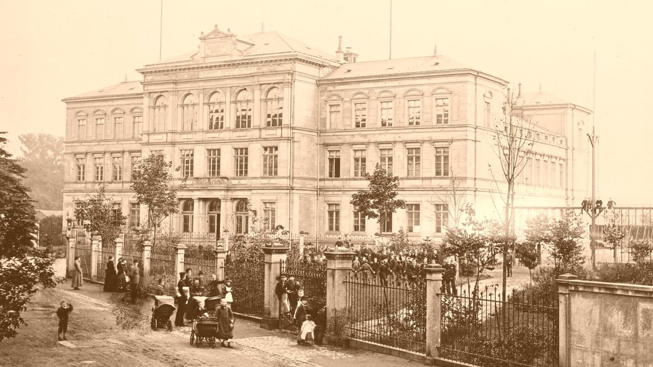 Königliches Gymnasium Dresden-Neustadt um 1898