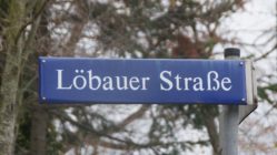 Die Löbauer Straße trägt ihren Namen seit 1892 und ist länger als ihr Ruf. Foto: Philine