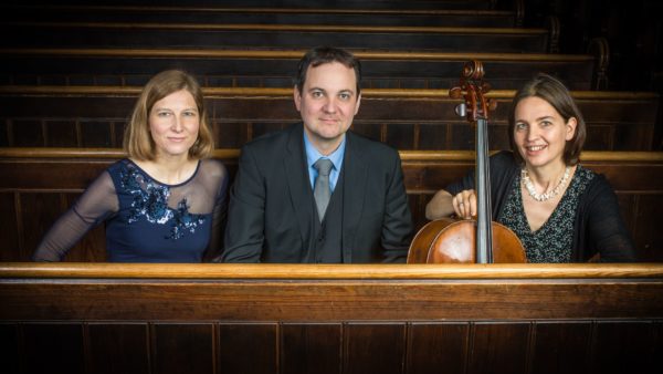 Sie sind Tresonare: Elke Voigt, Clemens Heidrich und Juliane Gilbert - Foto: PR/Johannes G. Schmidt