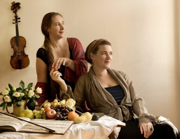 Anke Strobel und Amber McPherson sind "Zierwerk Barock". Foto: PR