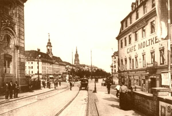 Café Moltke am Neustädter Markt