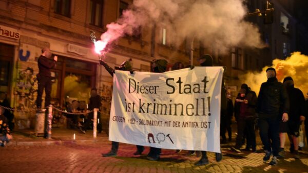 Spontanddemo durch die Neustadt - Foto: Gruppe freelina