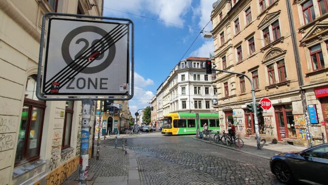 Tempo Zone Auf Louisenstrasse Neustadt Gefluster