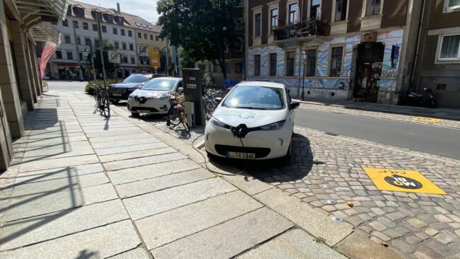 MOBIpunkt an der Martin-Luther-Straße - Foto: teilAuto