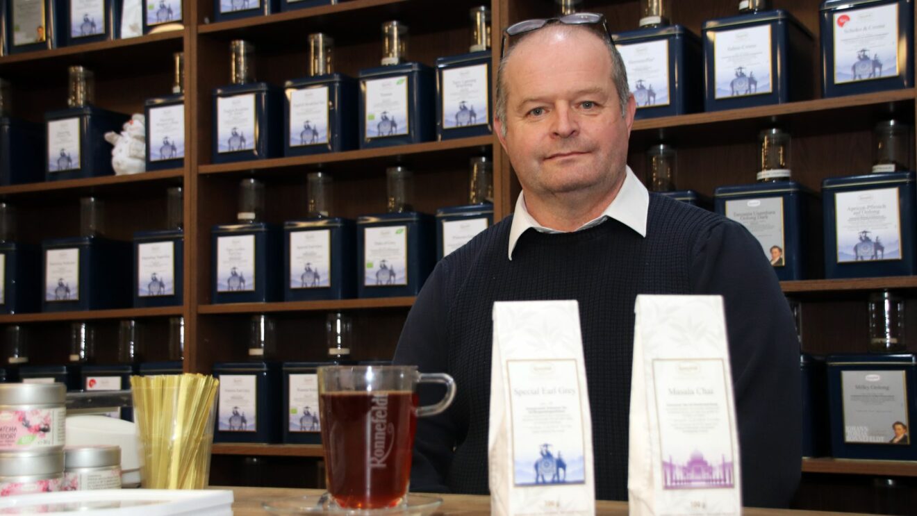 Mike Thiele, Chef der Tee-Galerie im Barock-Viertel