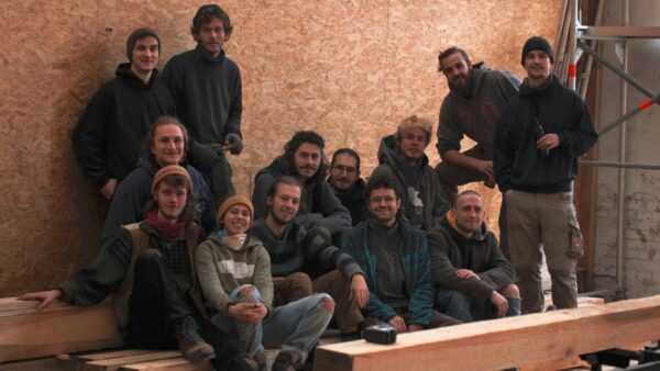Die Crew um die neue Kreativhalle an der Meschwitzstraße. Foto: Privat