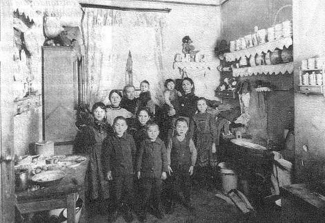 Arbeiterfamilie um 1913