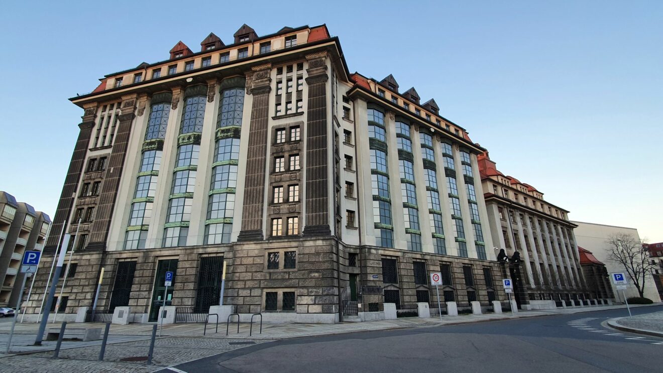 Das Hauptstaatsarchiv an der Archivstraße.