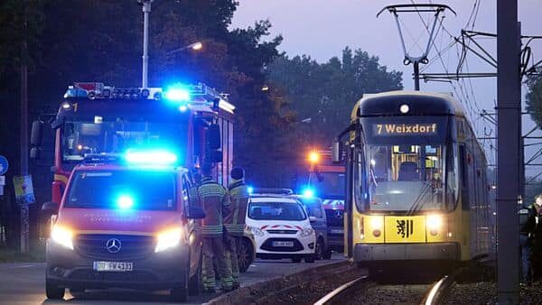 Unfall an der Königsbrücker/Meschwitzstraße - Foto: Roland Halkasch