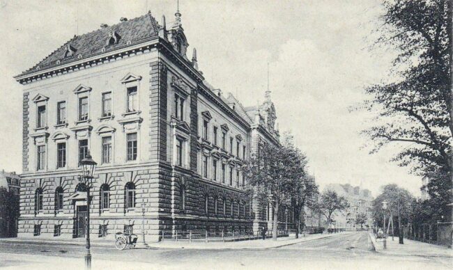 Amtsgericht an der Hospitalstraße - zeitgenössische Postkarte