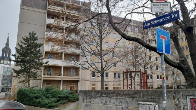 Einen Spielplatz gibt es auch. Foto: Jakub Gawlik