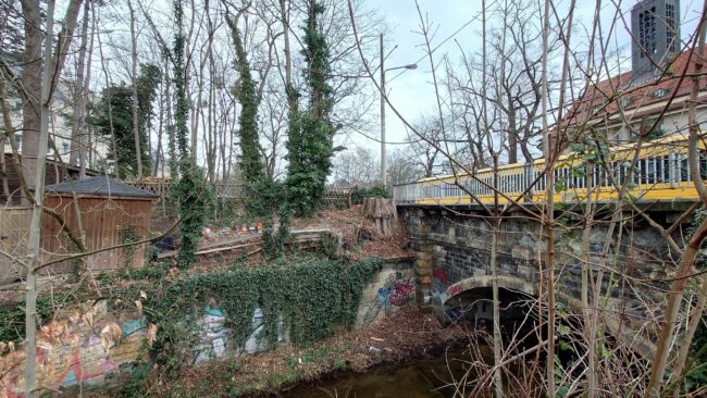 Diese Brücke über die Prießnitz soll erneuert werden. 