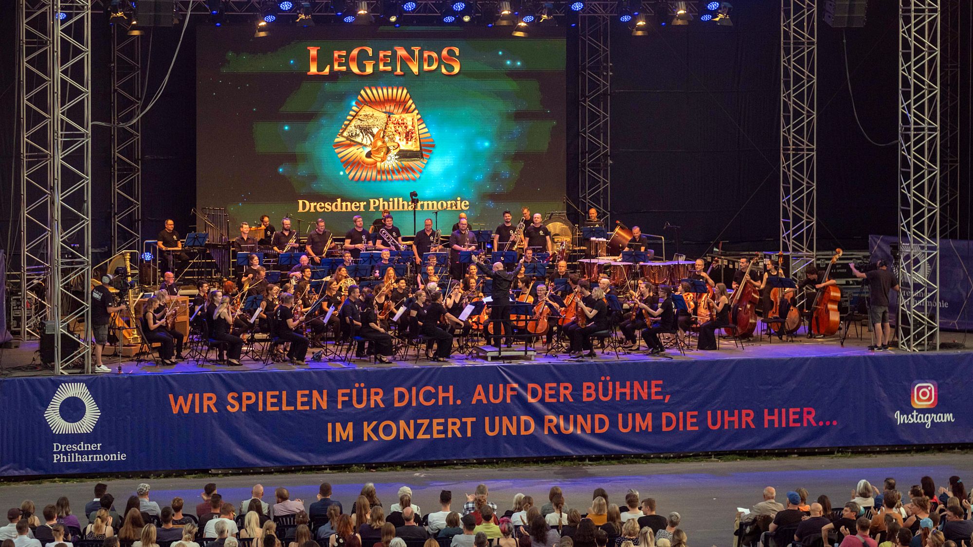 Thematisch passend wurden Filmmusiken gespielt. Foto: PR/Reinhard Spunkner