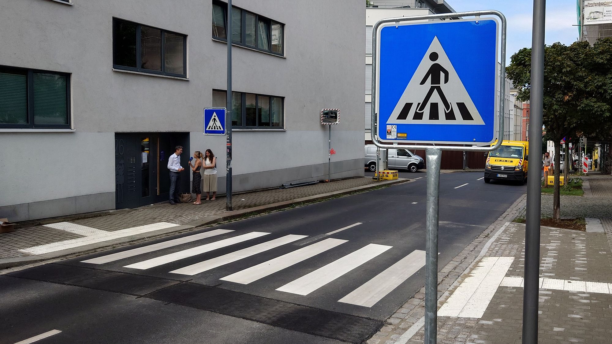 Zebrastreifen auf der Buchenstraße. Foto: Archiv Anton Launer