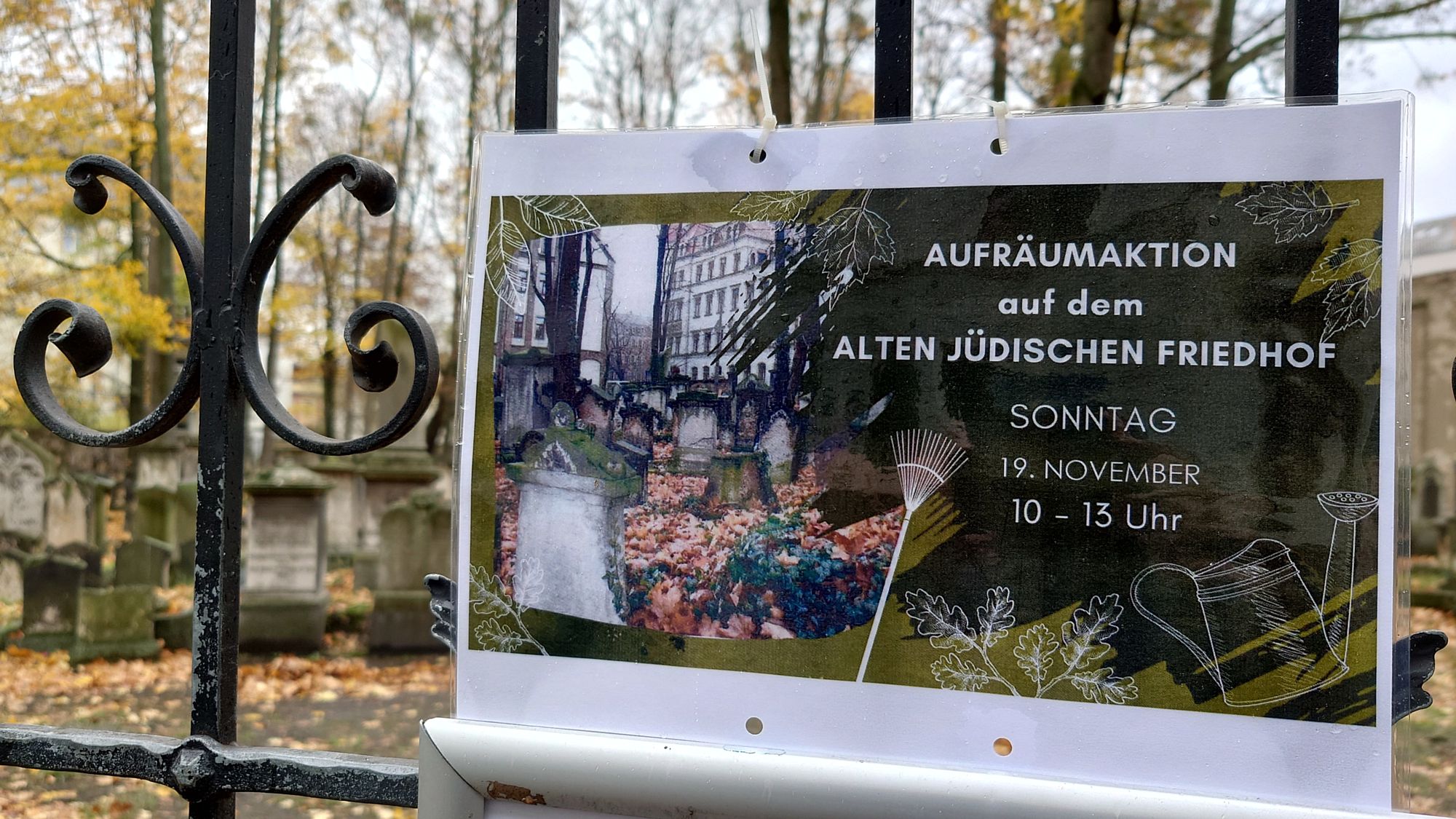 Aufräum-Aktion auf dem Jüdischen Friedhof.
