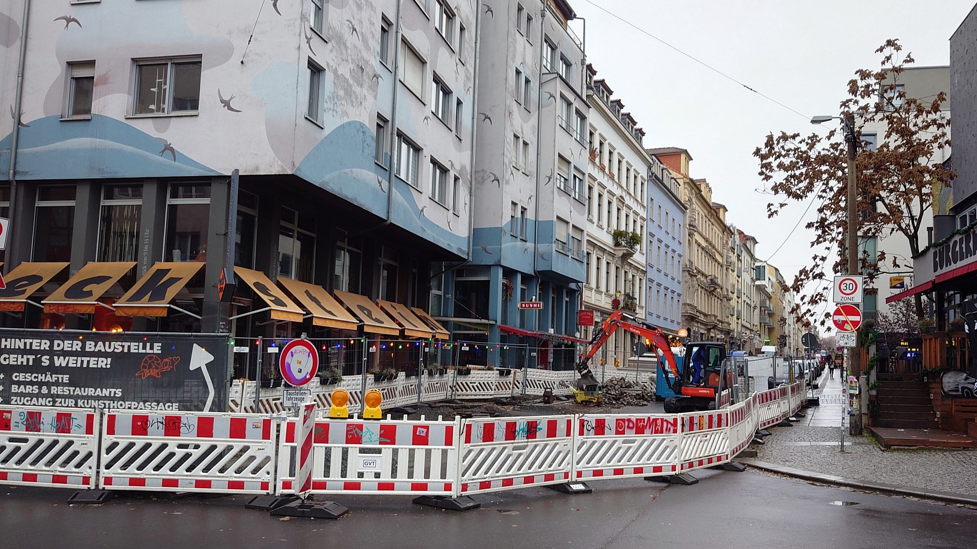 Baustelle Alaunstraße noch bis Weihnachten.