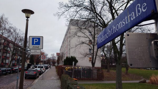 Gehwegsanierung auf der Melanchthonstraße.