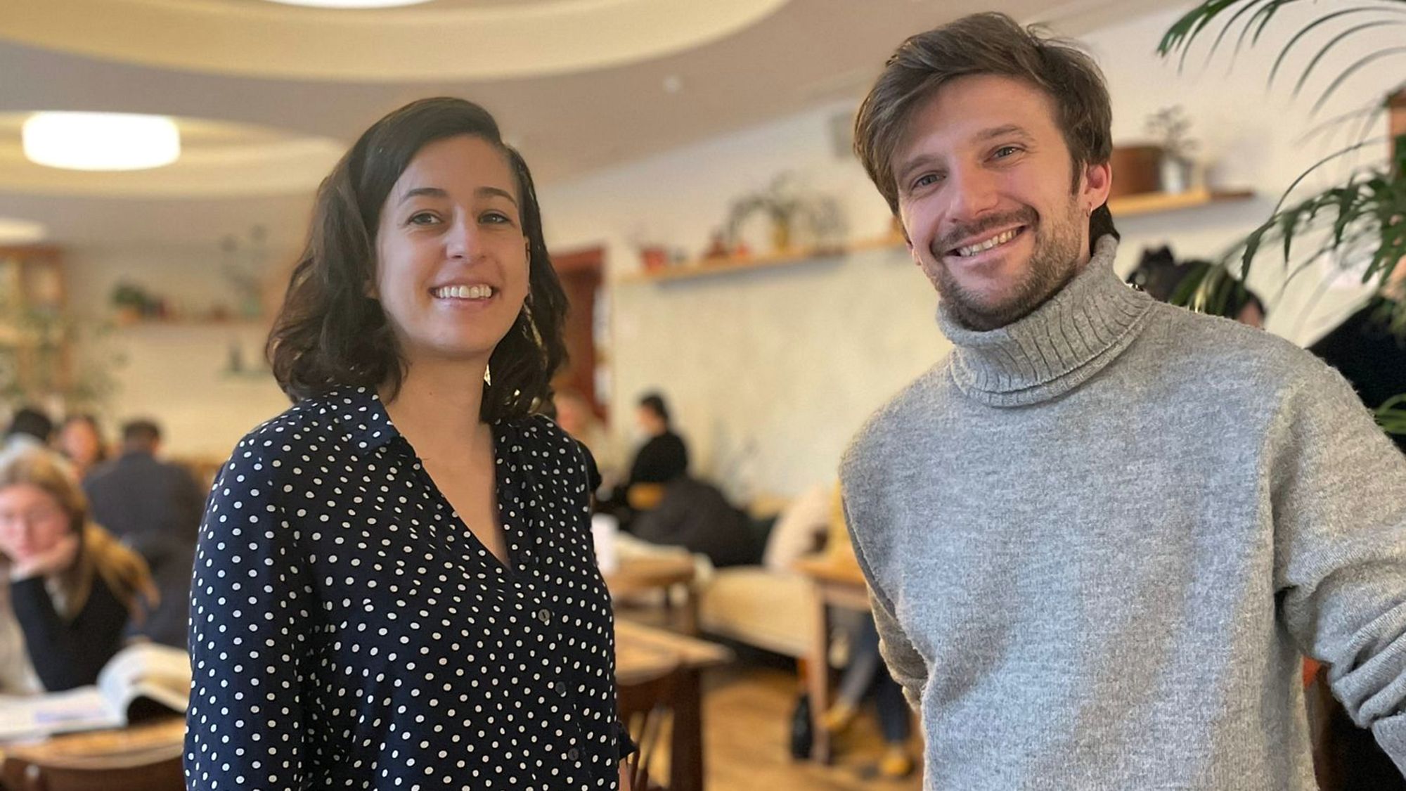 Café Glocke: Ab Montag täglich geöffnet Zwei vom Glocken-Team: und Lisa Schaefer und Tino Götz