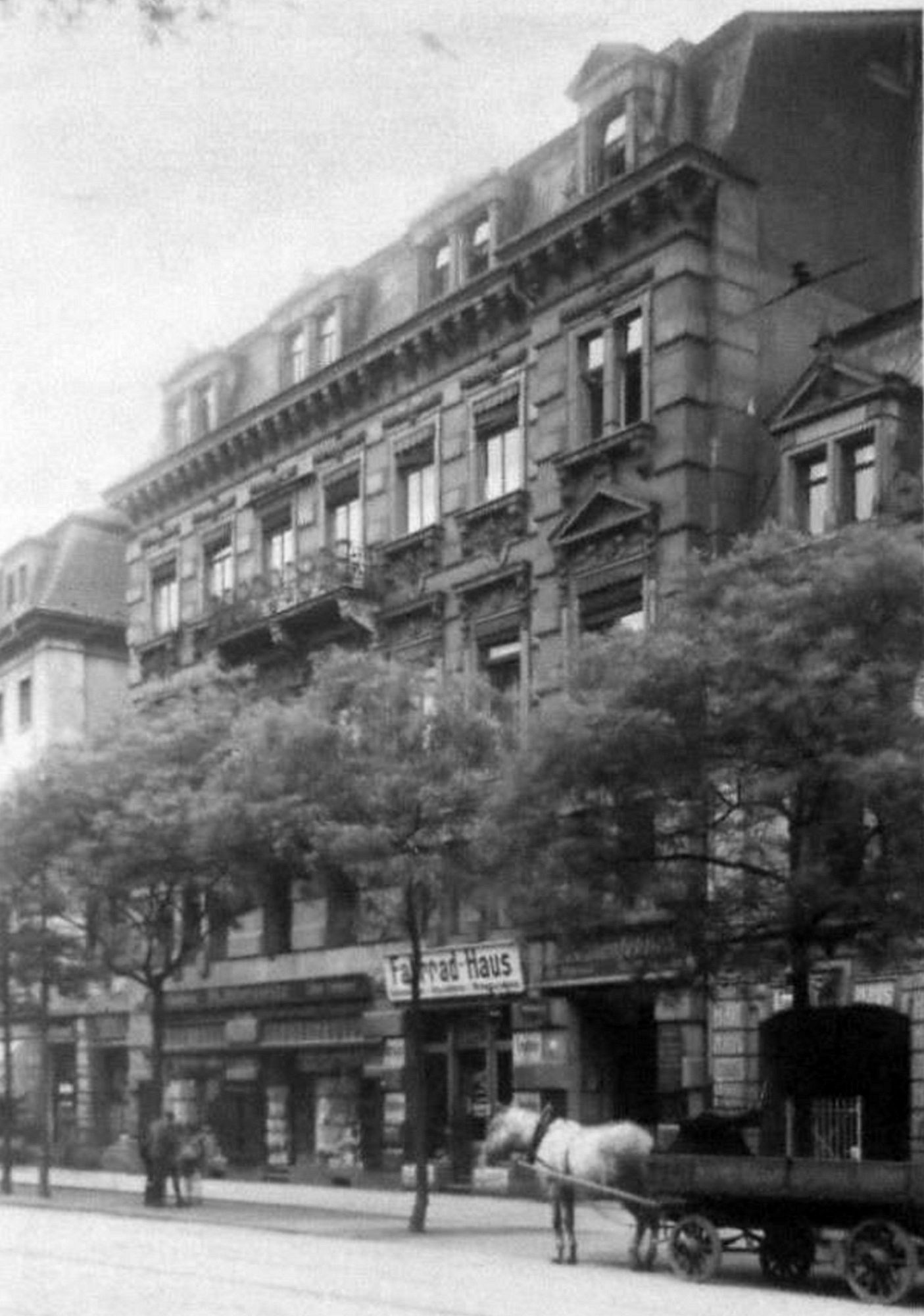 Bautzner Straße vor ca. 100 Jahren - zeitgenössische Postkarte