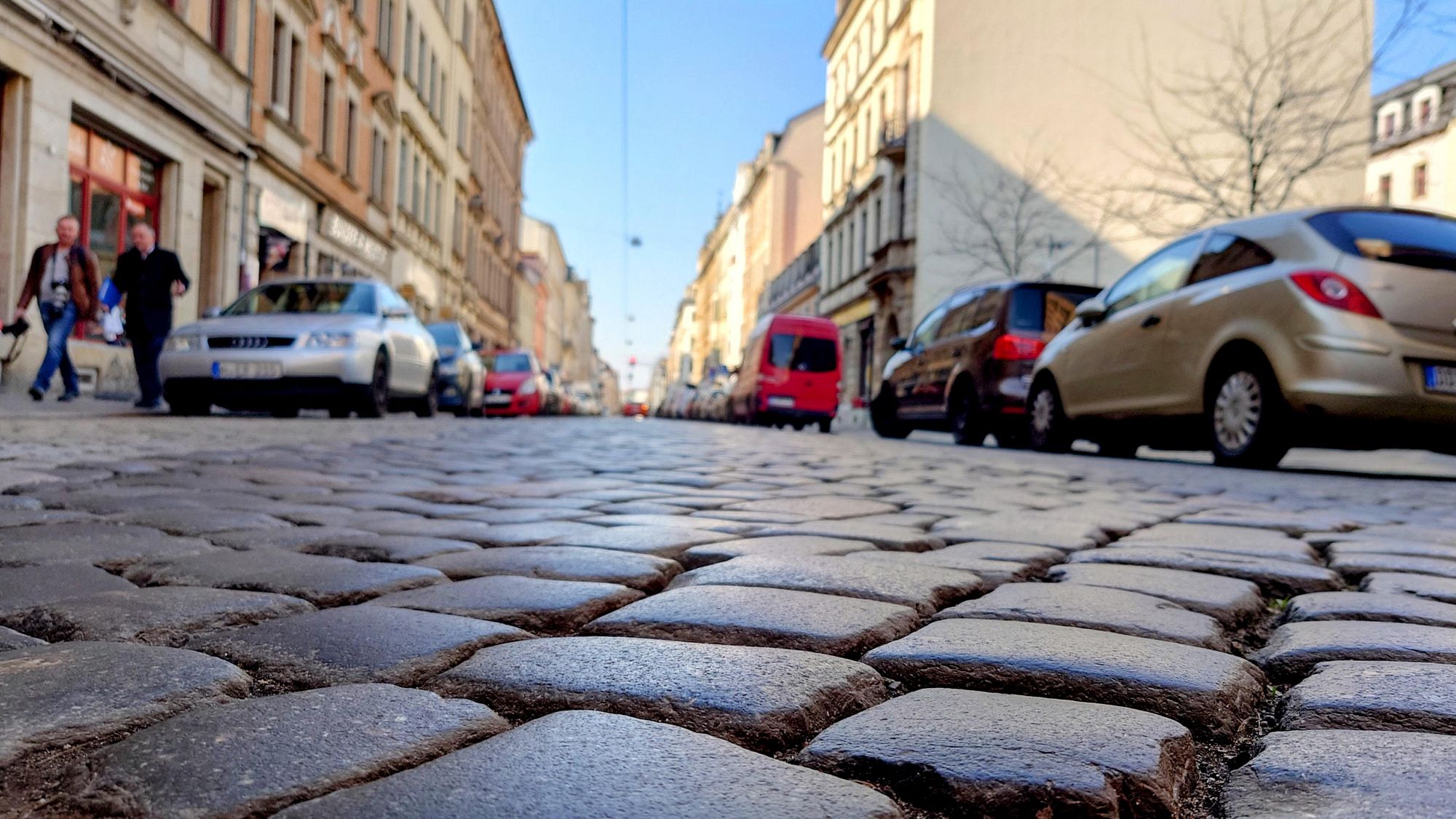 Kopfsteinpflaster auf der Louisenstraße - Foto: Anton Launer