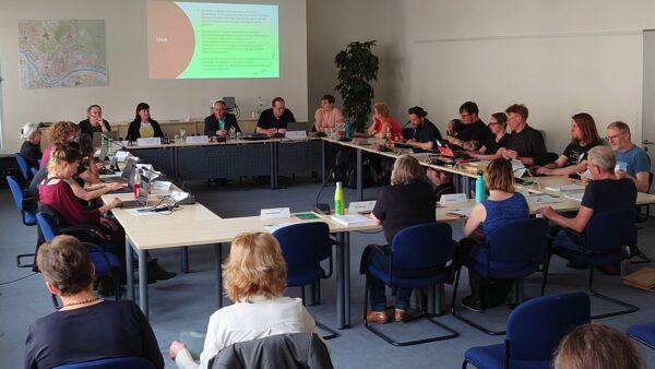 Sitzung des Stadtbezirksbeirats am 8. April. Foto: Anton Launer