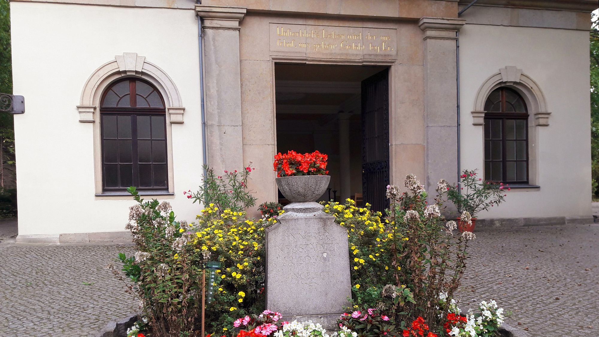 Eingangsbereich Innerer Neustädter Friedhof, Foto: PR/Heike Richter