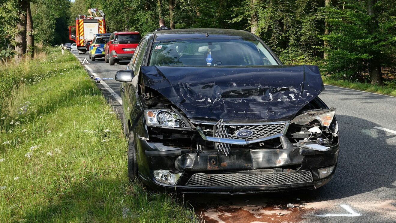 Auffahrunfall auf der Radeberger Landstraße - Foto: Roland Halkasch