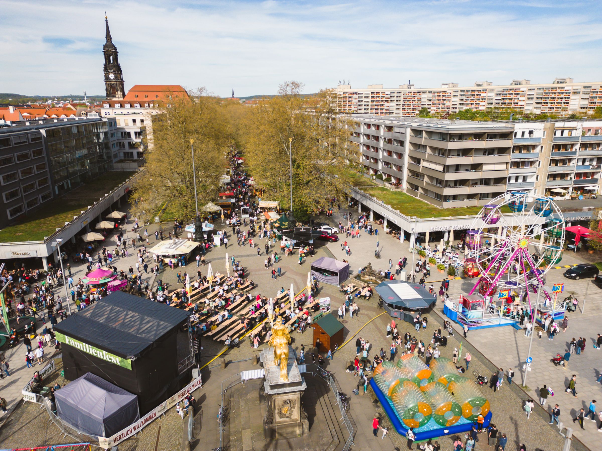 Rund um den Goldenen Reiter wird vom 1. bis zum 4. Mai gefeiert. Foto:  PR/Agentur Schröder