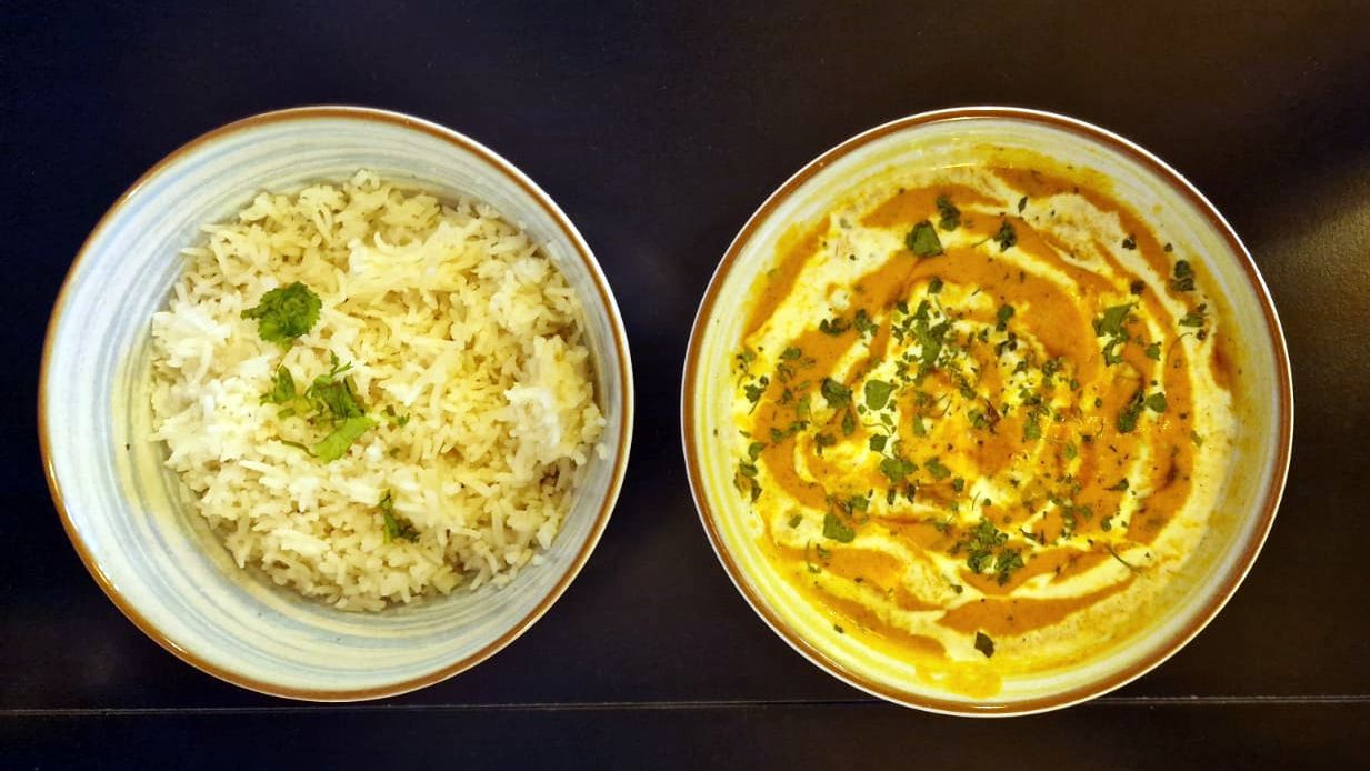 Indische Küche ganz ohne Fleisch: Shahi Paneer mit Reis. Foto: Saj Padhiar