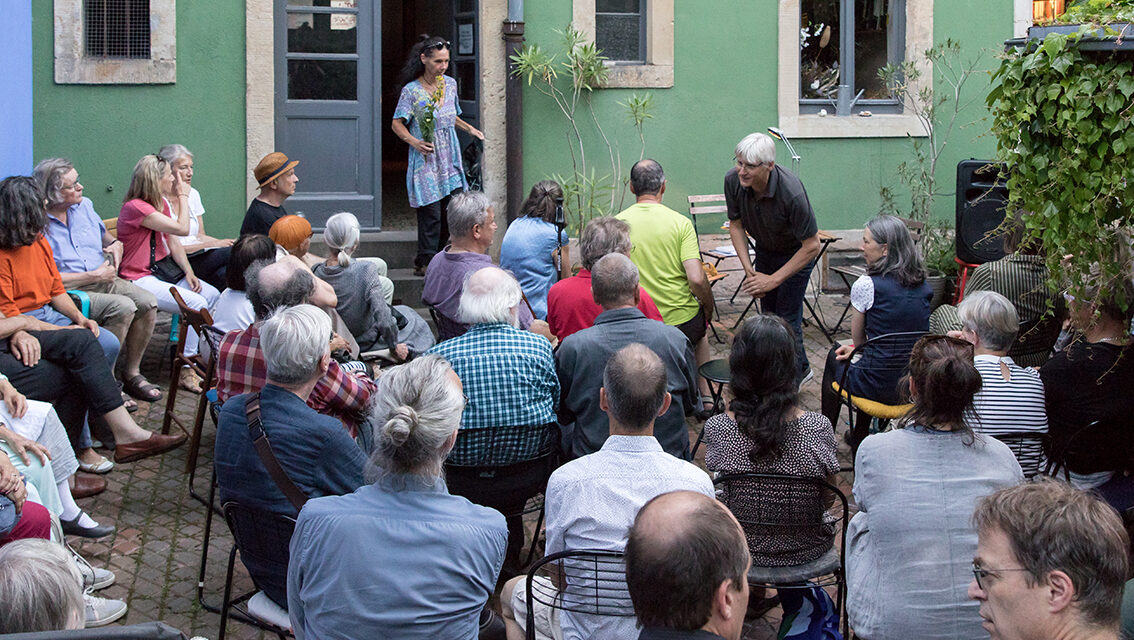 Sommerlesenacht Im Garten Des Literaturforums Dresden Neustadt Gefl ster
