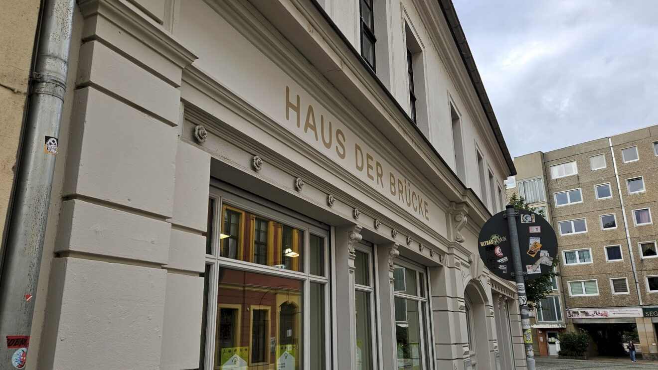 Haus der Brücke in der Rähnitzgasse - Foto: Anton Launer