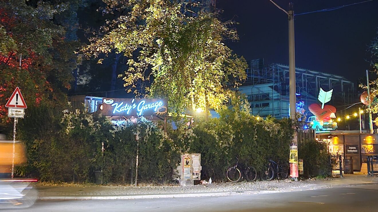 Katy's Garage - Foto: Archiv Anton Launer