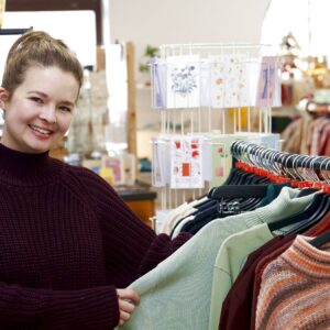 Lisa Winkler im Konzeptstore Mjuuk - Foto: Anton Launer