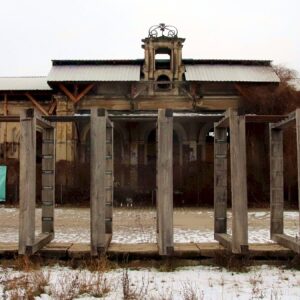 Gedenkort am Alten Leipziger Bahnhof: Finanzierung bleibt umstritten Die Ruine des Alten Leipziger Bahnhofs - hier soll eine Gedenkstätte entstehen. Foto: Anton Launer